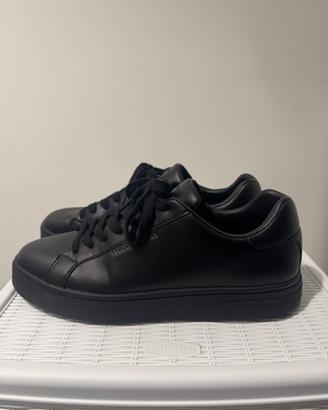 Scarpe Armani