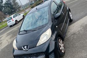 Peugeot 107 benzina