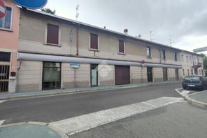 LABORATORIO A LEGNANO