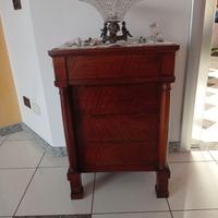 mobili in arte povera e antiquariato