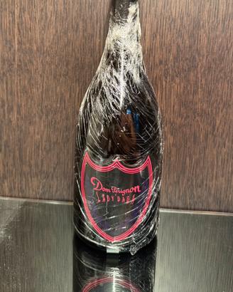 Dom perignon x lady gaga rose 2008 luminous