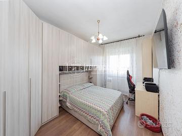 3 LOCALI PIANO ALTO CON SOLAIO !!