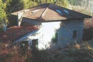 Immobile in asta di 373 m² con più di 5 locali e b