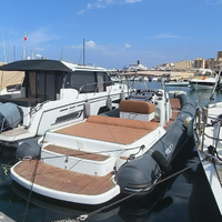 LED 33 2005 Gommone 9 metri