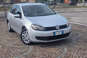 Volkswagen Golf 1.6 TDI DPF 5p. Highline
