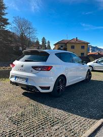 SEAT Leon 2.0 TDI FR Black Edition