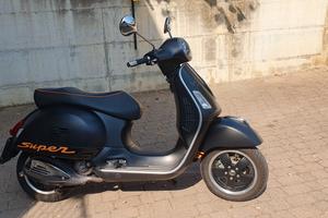 Vespa 300 gts Super Sport