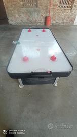 air hockey