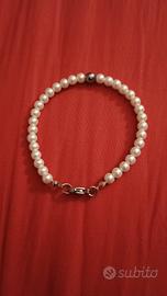 bracciale di perle bianche 