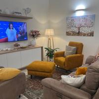 divano due sedute allungabili + 2 poltrone