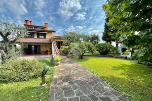 VILLA SINGOLA A VEGGIANO