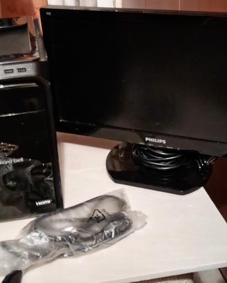PC fisso con monitor