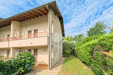 VILLA A SCHIERA A ARSAGO SEPRIO