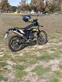 Mondial SMX  125  anche permuta con scooter targa 