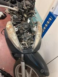 Carene e plastiche Honda Sh300i - anno 2011