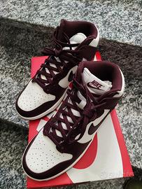 Nike Dunk High donna colore bordeaux numero 38