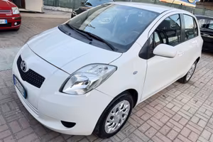 Toyota Yaris 1.0 VVT-i Sol - GARANZIA