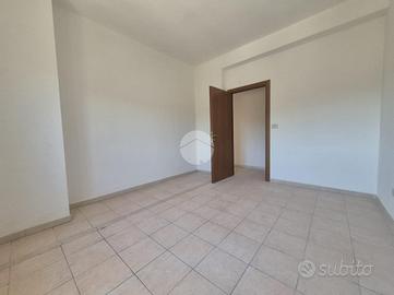 2 LOCALI A ROMA