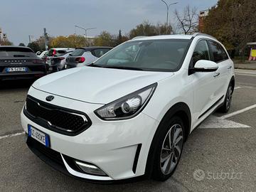 KIA Niro 1.6 GDi DCT HEV Style NAVI+RETR.