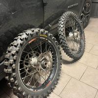 cerchi cross ktm, con boccole,dischi,catena,corona