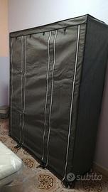 Armadio in tessuto, con 12 ripiani e asta appendia