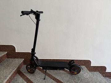 monopattino eletricco iscooter w8