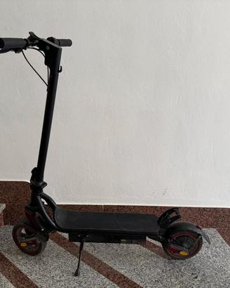 monopattino eletricco iscooter w8
