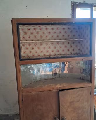 Credenza