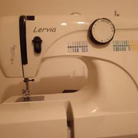 Macchina da cucire
