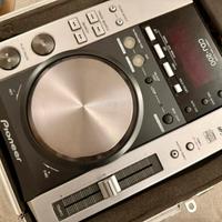 Pioneer CDJ 200 con Case Rigido Walcasse