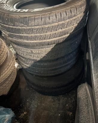 4 gomme stradali 225/75/16 c