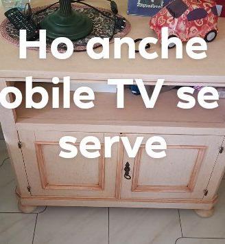 cameretta legno dipinto  a mano