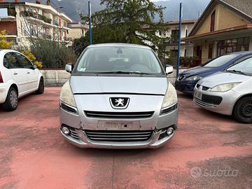 RICAMBISTICA PEUGEOT 5008