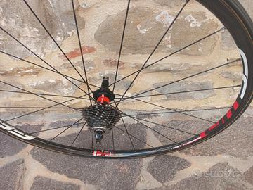 ruote bici corsa carbonio