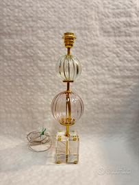 lampada da tavolo (base cubo)