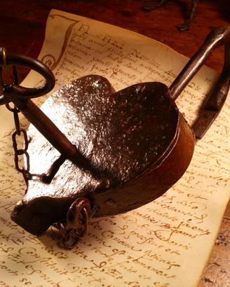 LUCCHETTO PIEMONTESE SEC. XVIII A FORMA DI CUORE