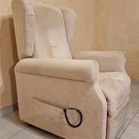 Poltrona relax motorizzata per anziani