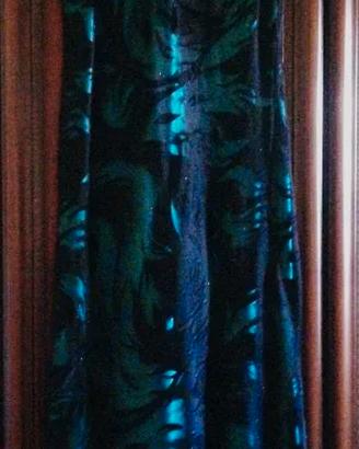 Vestito elegante nero e verde acqua