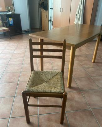 Tavolo da cucina con 6 sedie