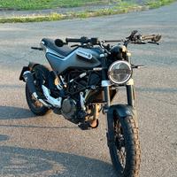 125 Husqvarna  Svartpilen