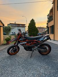 KTM 690 smcr 2012