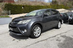 TOYOTA RAV4 2.0 D-4D 4WD Lounge