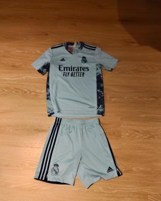 tuta real madrid 11-12 anni
