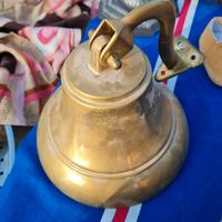 campana da montagna in bronzo