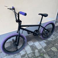 Bici Bmx nera 20”