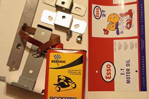 Porta Latta + Latta 500 ml olio Bardahl + Esso 