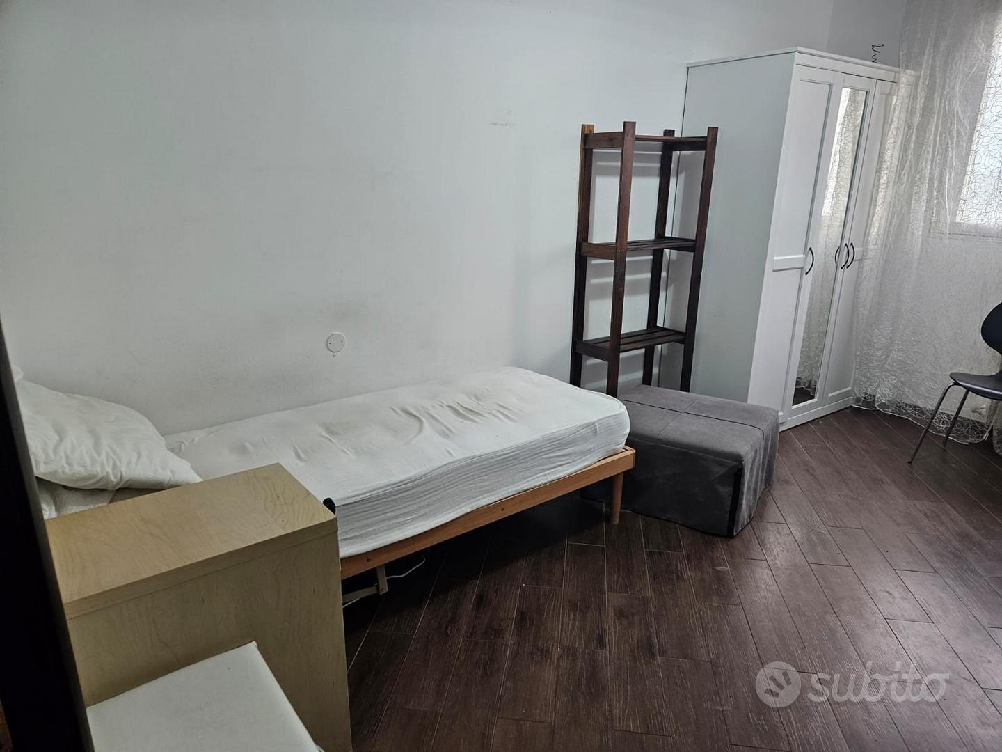 Stanza singola in Mirafiori Sud, foto 2 di 3