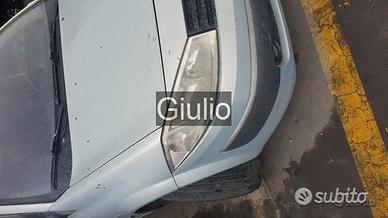 Renault megane 2006 1.9 dci ricambi