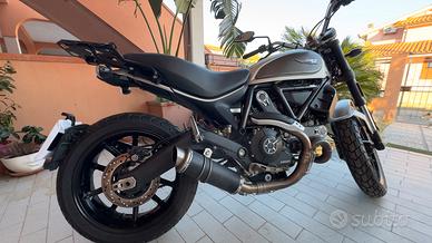 Ducati Scrambler 800 Icon (2017) solo 11500km