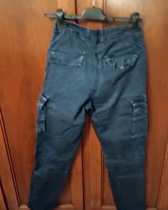 pantaloni cargo